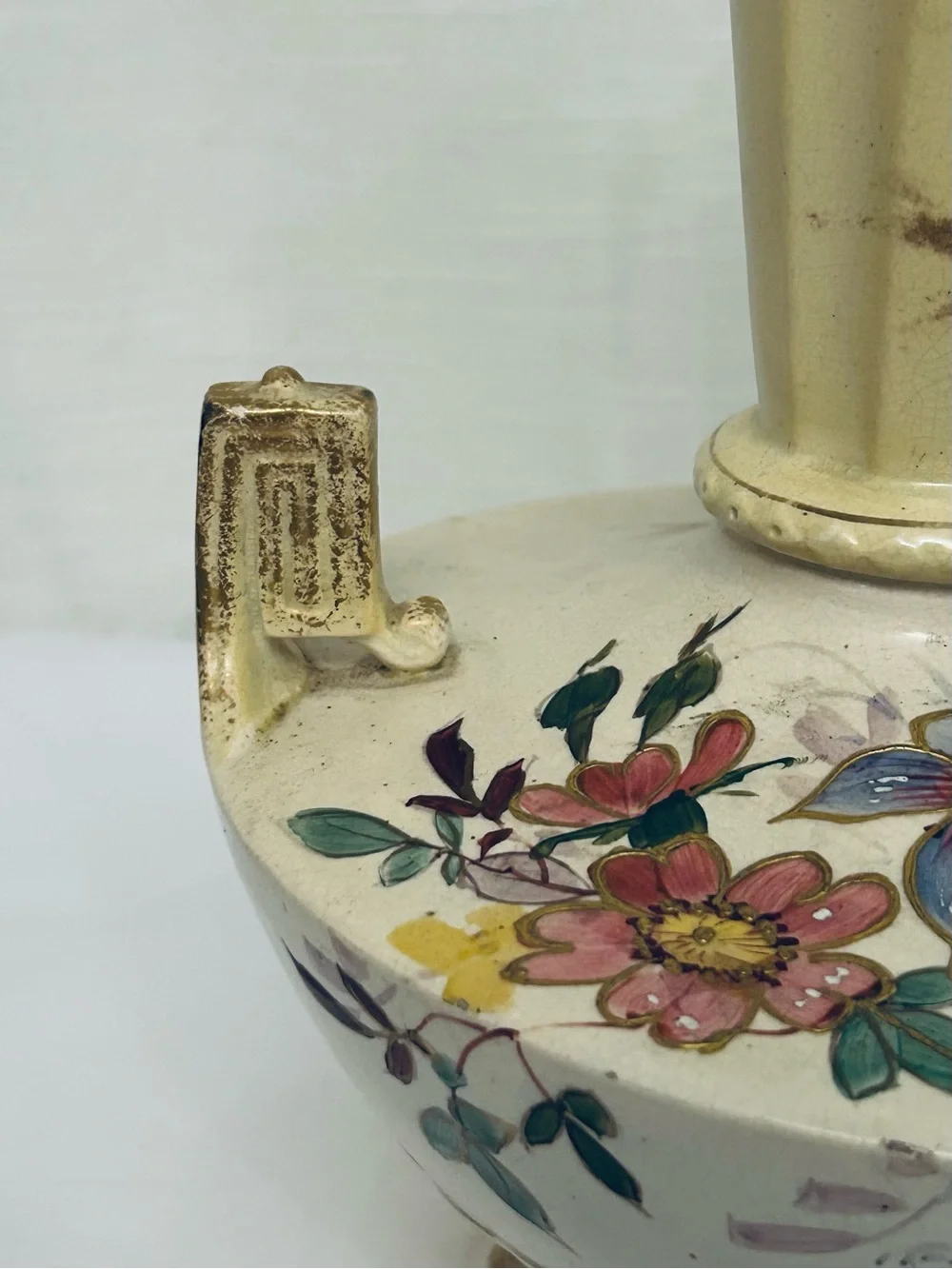 Antique Hand-Painted Floral Ceramic Vase in Cream and‎ Gold